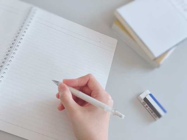 シャープペンで書いた日記｜文字は何年後かに消えるの？